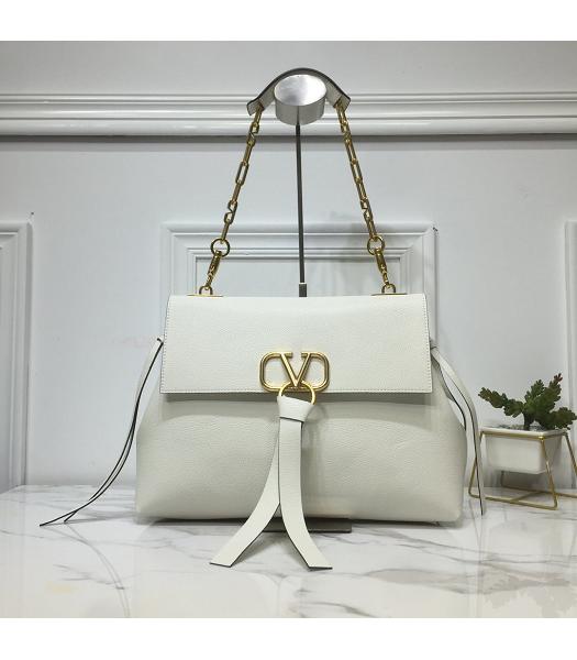 Valentino Original Calfskin Garavani Vring 29cm Shoulder Bag White