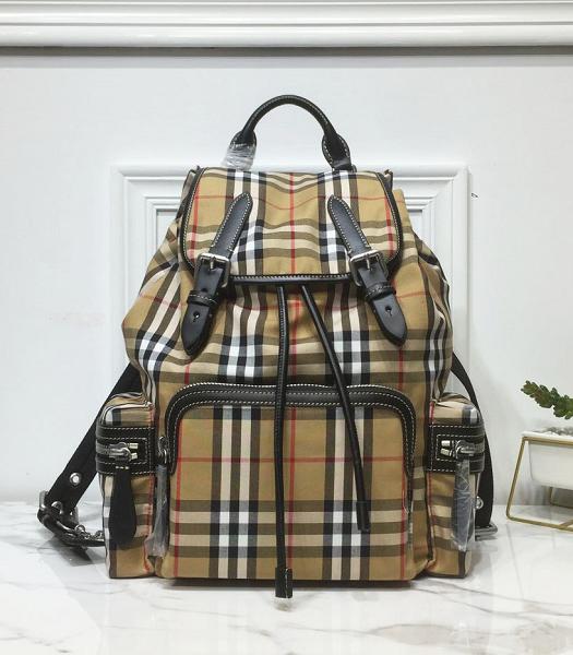 Burberry Rucksack Vintage Check Apricot Nylon With Black Original Leather Medium Backpack