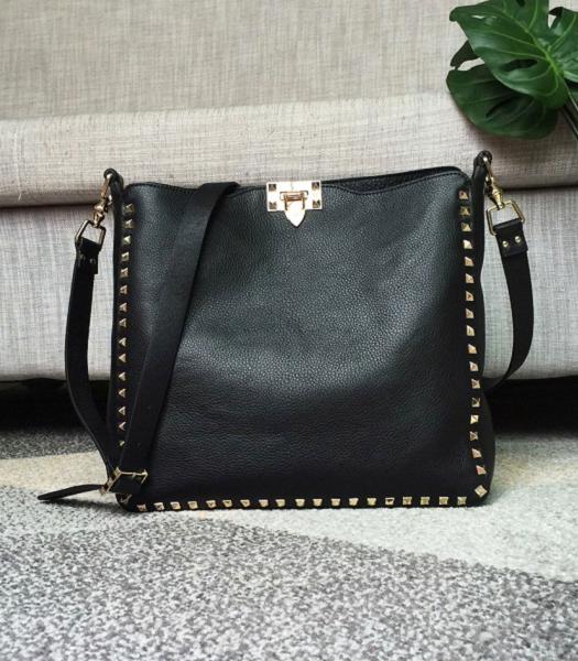 Valentino Guitar Rockstud Rolling Black Original Litchi Veins Leather 31cm Hobo Bag Golden Rivet