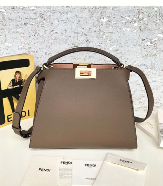 Fendi Peekaboo Iconic Essentially Brown Original Leather 27cm Shoulder Bag