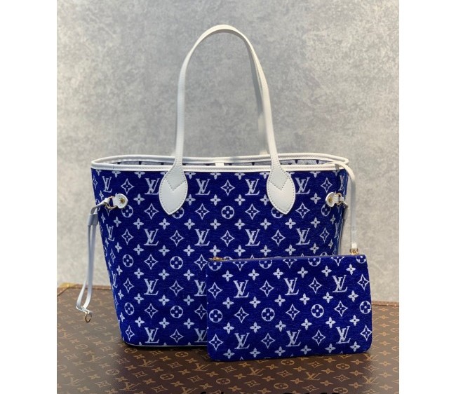 Louis Vuitton Neverfull MM Tote Bag in Blue Monogram Velvet Jacquard M46220 2022