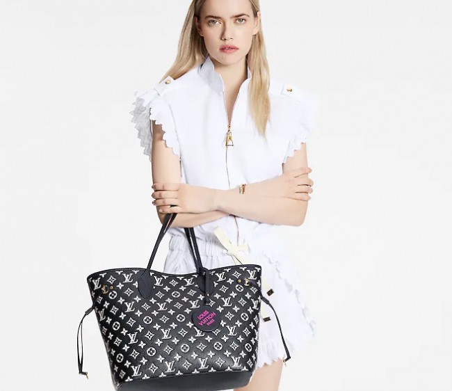 Louis Vuitton Neverfull MM Tote Bag in Printed and Embossed Leather M46103 Black/White 2022