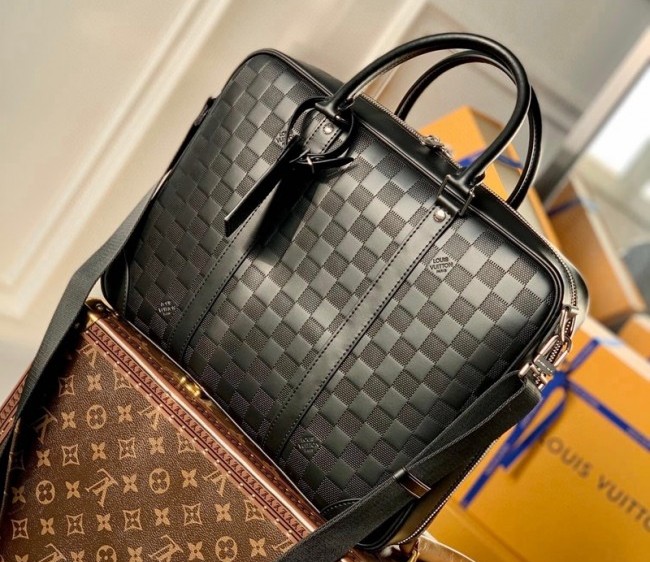 Louis Vuitton Sirius Briefcase Business Bag in Black Damier Infini Leather N45288 2022