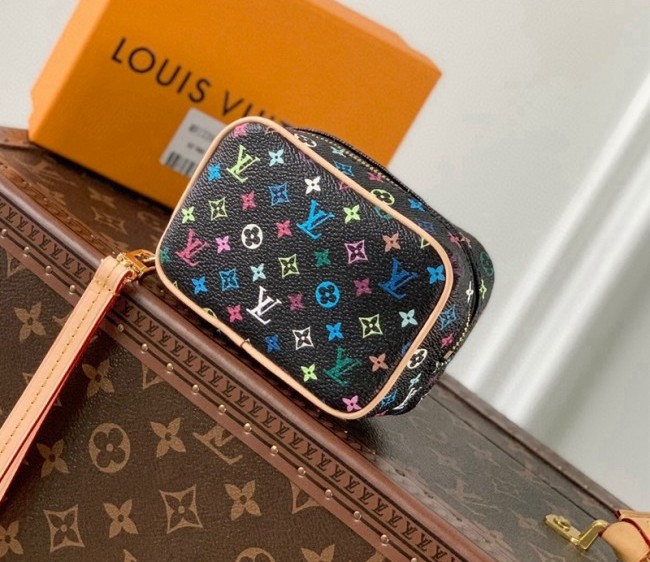 Louis Vuitton Wapity Case Clutch in Monogram Canvas M81339 Black 2022