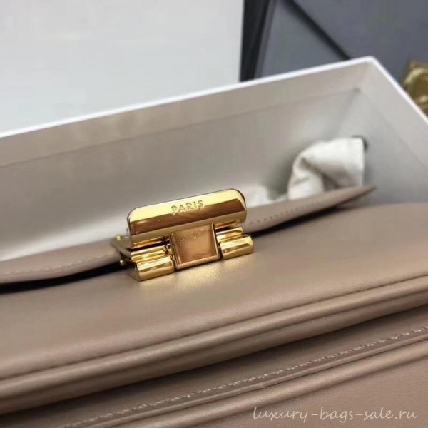 Celine Shiny Calfskin Medium C Bag Beige 187253 2019
