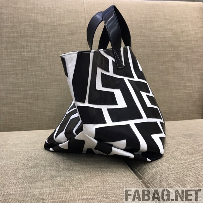 Celine Made in Tote Small Shopper Tote Bag Black/White 2019 (SSP-9031539 )