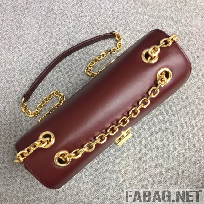 Celine Medium C Bag in Shiny Calfskin Burgundy 2019 (JDD-9011224 )