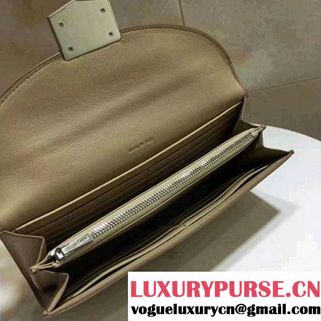 Celine Trotteur Clutch In Beige Grained Calfskin 2017 (1A021-7040702 )