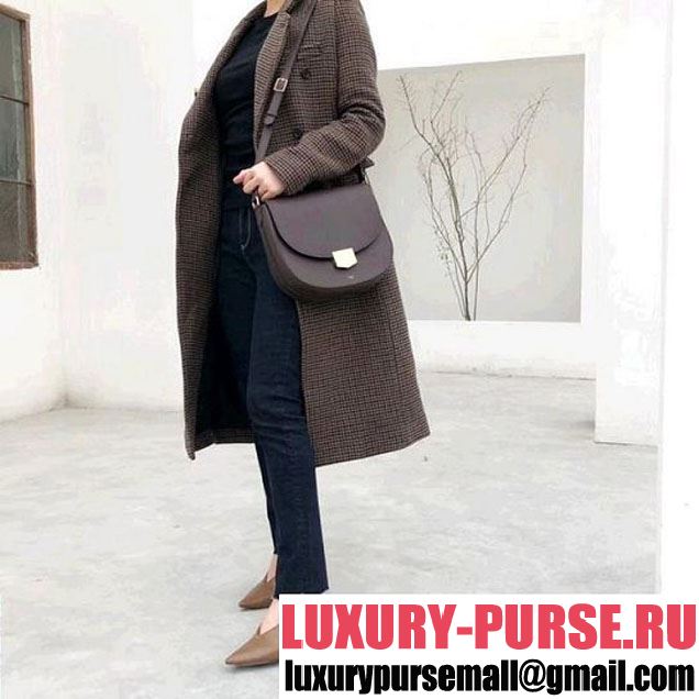 Celine Large Trotteur Bag in Smooth Calfskin Deep Brown 2018 (ALI-8012630 )