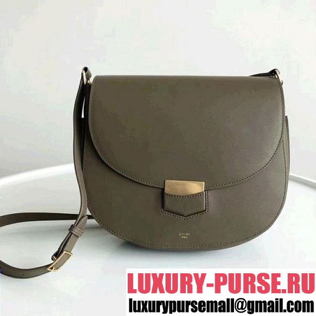 Celine Large Trotteur Bag in Smooth Calfskin Olive 2018 (ALI-8012629 )