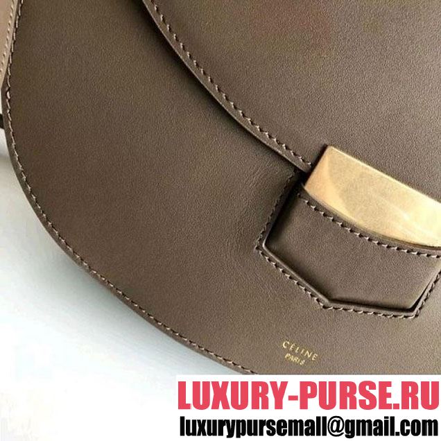 Celine Large Trotteur Bag in Smooth Calfskin Olive 2018 (ALI-8012629 )