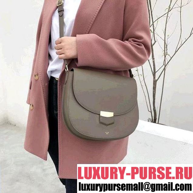 Celine Large Trotteur Bag in Smooth Calfskin Olive 2018 (ALI-8012629 )