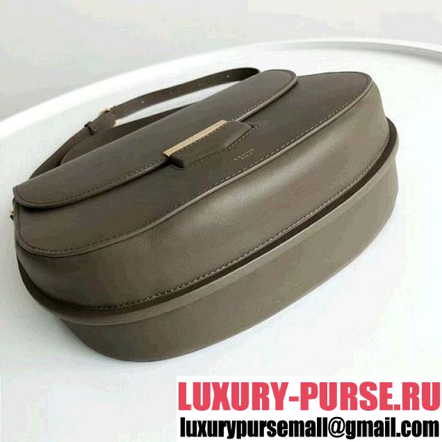 Celine Large Trotteur Bag in Smooth Calfskin Olive 2018 (ALI-8012629 )