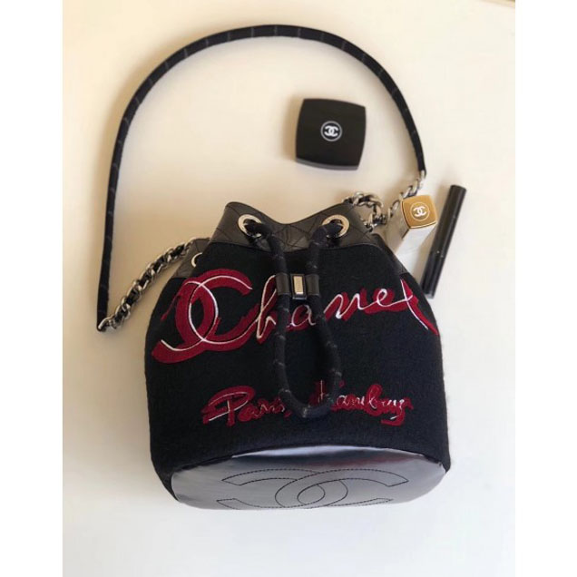 Chanel Embroidered Wool and Calfskin Drawstring Bucket Bag A57540 Black 2018