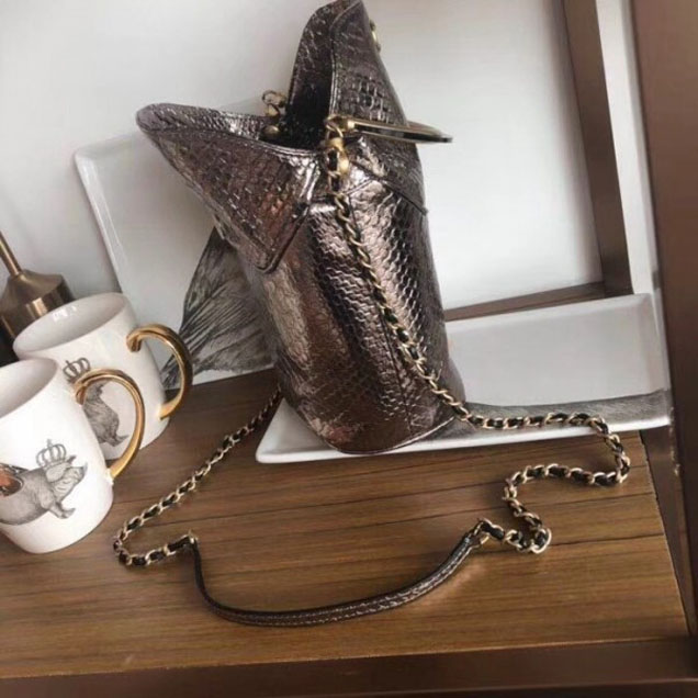 Chanel Chevron Python Handle with Chic Bucket Bag A57861 Metallic Pink Gold 2018 Collection