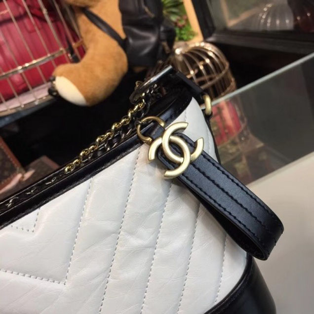 Chanel Chevron Gabrielle Small Hobo Bag A91810 White/Black 2018