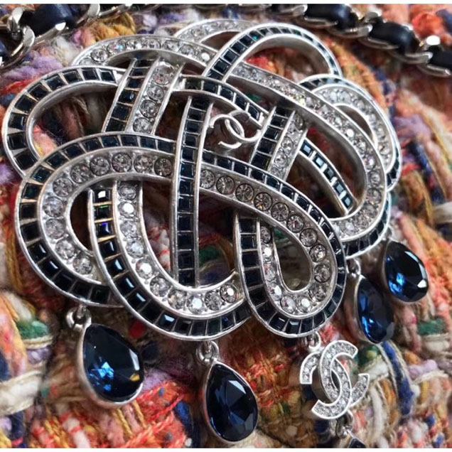 Chanel Chain Tweed Classic Flap Bag with Strass Brooch 02 2018