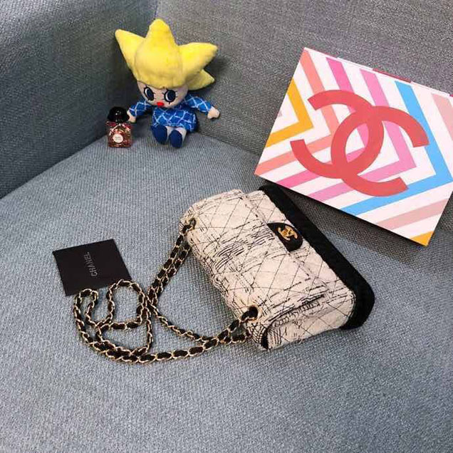 Chanel Tweed and Woven Straw Classic Flap Bag 25cm Gold Hardware Caviar Lambskin Leather Cruise 2019 Collection Black White