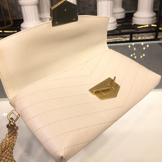 Chanel Chevron Calfskin Envelope Clutch Bag A57493 25cm Gold Hardware Lambskin Leather Metiers d鈥橝rt Paris-Hamburg 2018 White