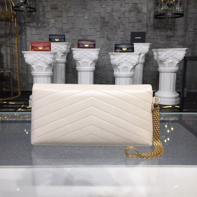 Chanel Chevron Calfskin Envelope Clutch Bag A57493 25cm Gold Hardware Lambskin Leather Metiers d鈥橝rt Paris-Hamburg 2018 White