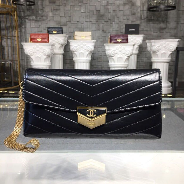 Chanel Chevron Calfskin Envelope Clutch Bag A57493 25cm Gold Hardware Lambskin Leather Metiers d鈥橝rt Paris-Hamburg 2018 Black