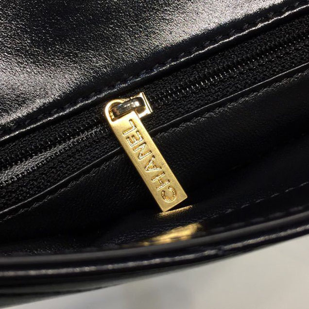 Chanel Chevron Calfskin Envelope Clutch Bag A57493 25cm Gold Hardware Lambskin Leather Metiers d鈥橝rt Paris-Hamburg 2018 Black