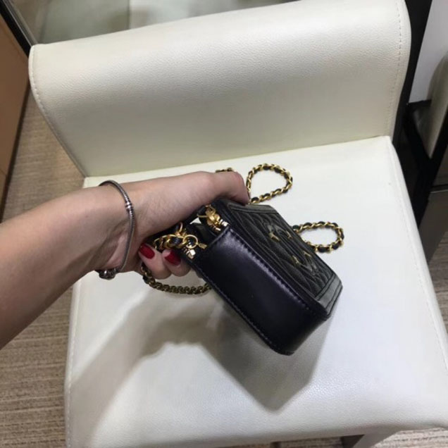 Chanel CC Filigree Grained Clutch with Chain Bag Black 2018