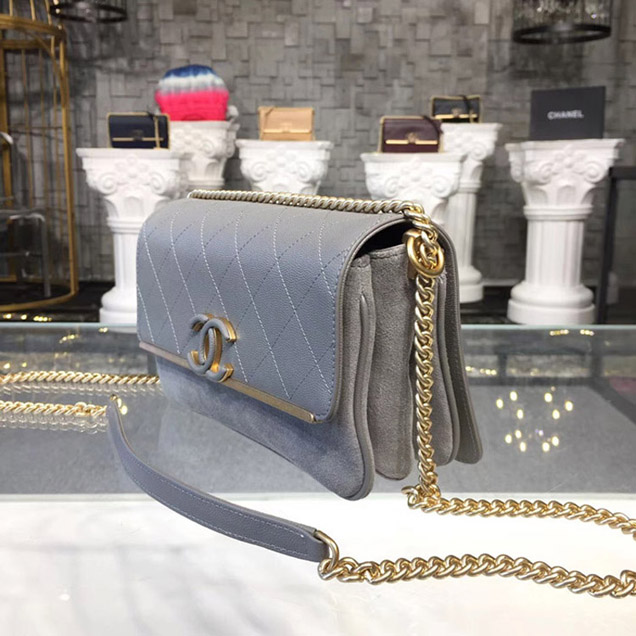 Chanel Grained Calfskin and Suede Flap Small Bag A57560 Gray 2018