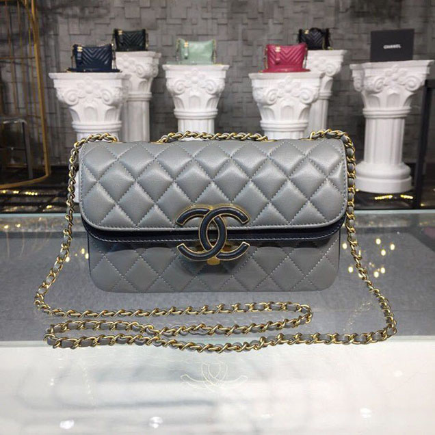 Chanel Enamel CC Flap Bag 22cm Aged Gold Hardware Lambskin Leather Mtiers d'Art Paris-Hamburg 2018 Collection Grey