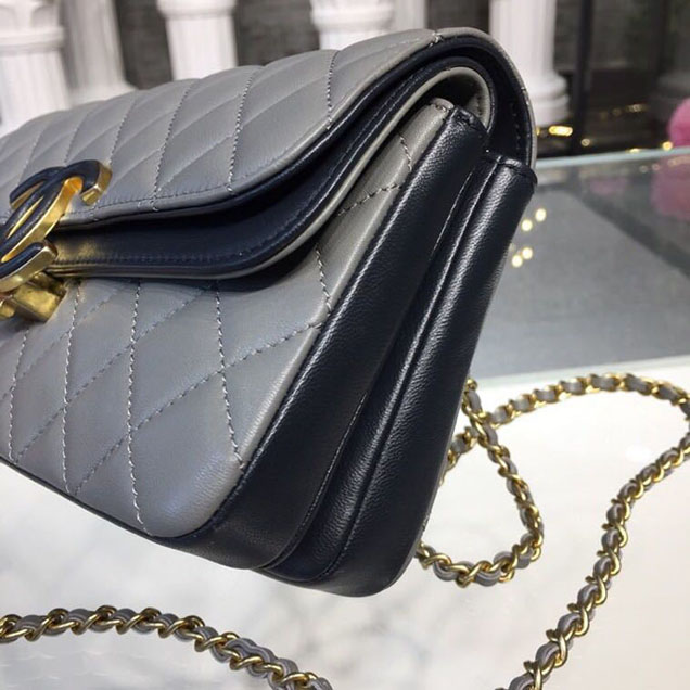 Chanel Enamel CC Flap Bag 22cm Aged Gold Hardware Lambskin Leather Mtiers d'Art Paris-Hamburg 2018 Collection Grey