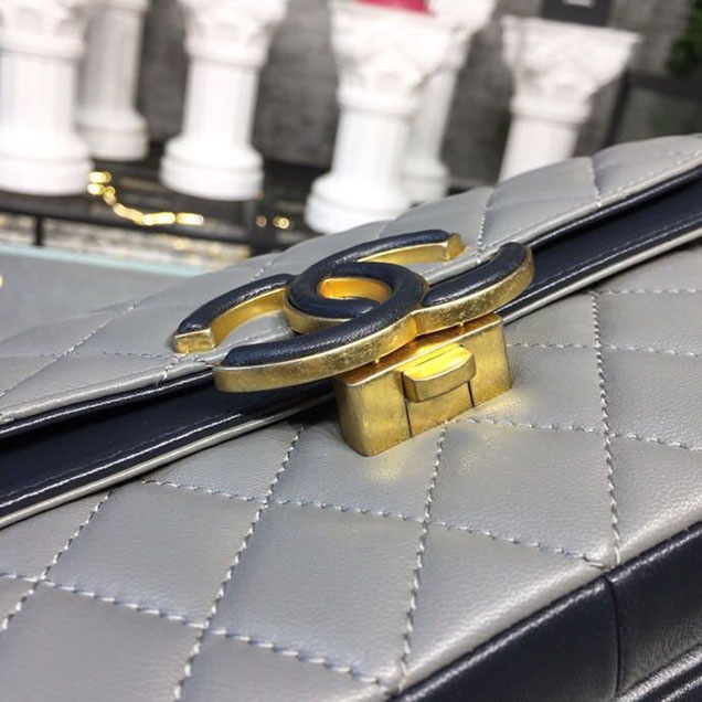 Chanel Enamel CC Flap Bag 22cm Aged Gold Hardware Lambskin Leather Mtiers d'Art Paris-Hamburg 2018 Collection Grey