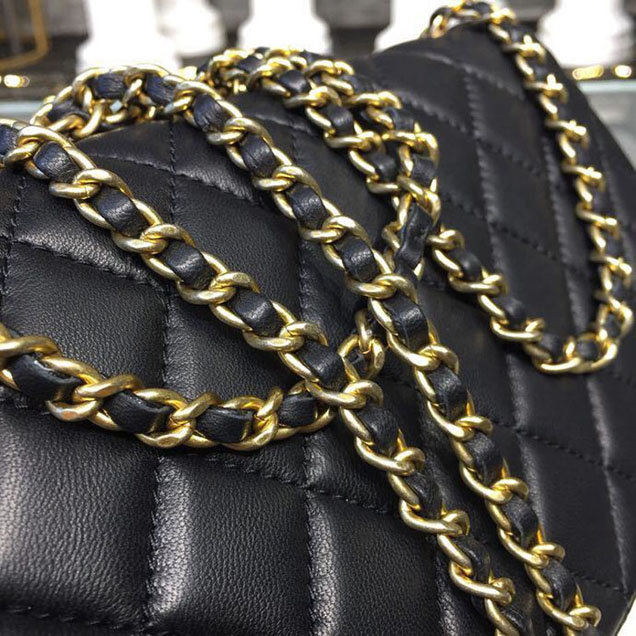 Chanel Enamel CC Flap Bag 22cm Aged Gold Hardware Lambskin Leather Mtiers d'Art Paris-Hamburg 2018 Collection Black