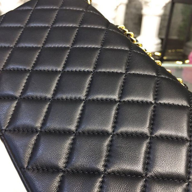 Chanel Enamel CC Flap Bag 22cm Aged Gold Hardware Lambskin Leather Mtiers d'Art Paris-Hamburg 2018 Collection Black