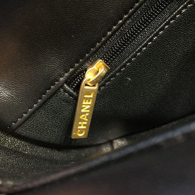 Chanel Enamel CC Flap Bag 22cm Aged Gold Hardware Lambskin Leather Mtiers d'Art Paris-Hamburg 2018 Collection Black