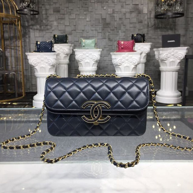 Chanel Enamel CC Flap Bag 22cm Aged Gold Hardware Lambskin Leather Metiers d'Art Paris-Hamburg 2018 Collection Navy