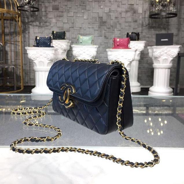 Chanel Enamel CC Flap Bag 22cm Aged Gold Hardware Lambskin Leather Metiers d'Art Paris-Hamburg 2018 Collection Navy
