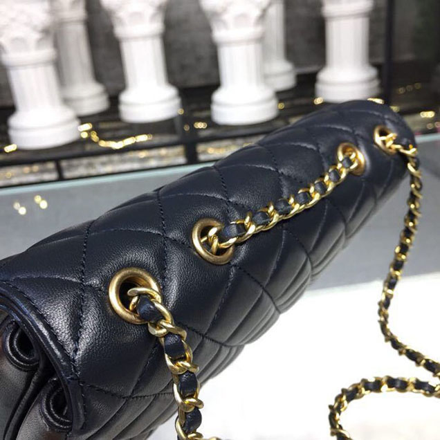 Chanel Enamel CC Flap Bag 22cm Aged Gold Hardware Lambskin Leather Metiers d'Art Paris-Hamburg 2018 Collection Navy