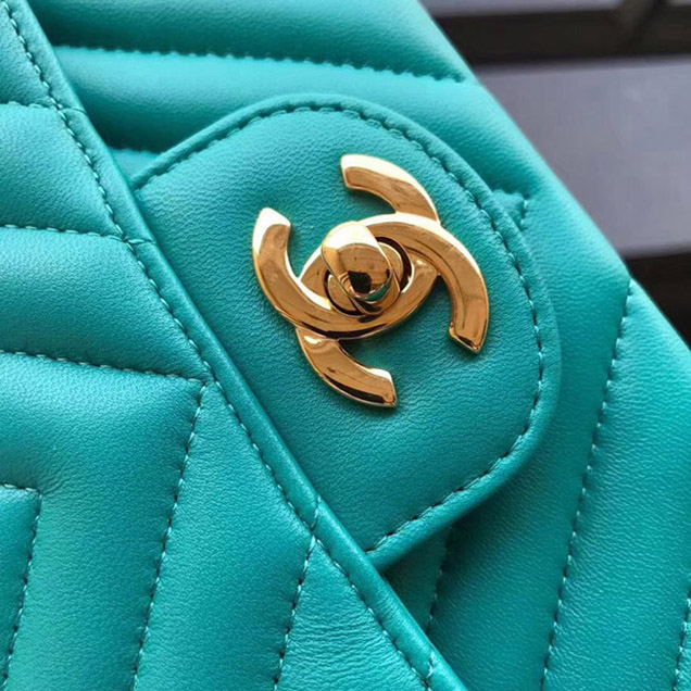 Chanel Chevron Small Flap Bag 20cm Green 2018