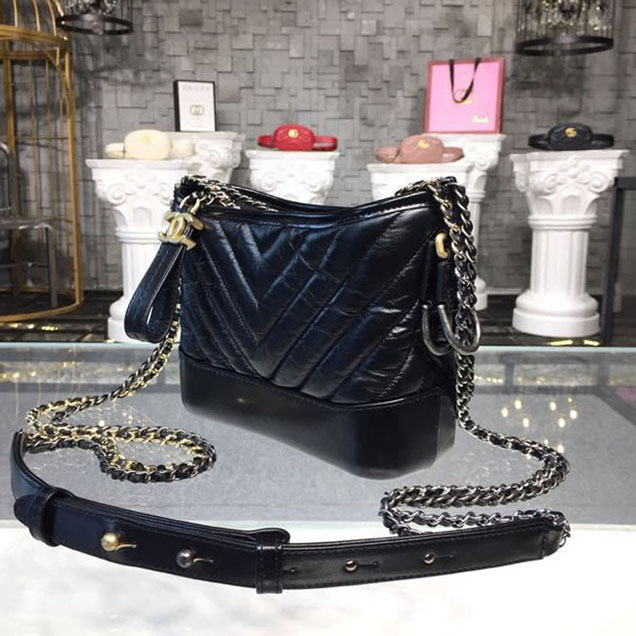 Chanel Gabrielle Chevron Hobo Bag Small 20cm Aged Calfskin Leather Spring Summer Act 1 2018 Collection Black