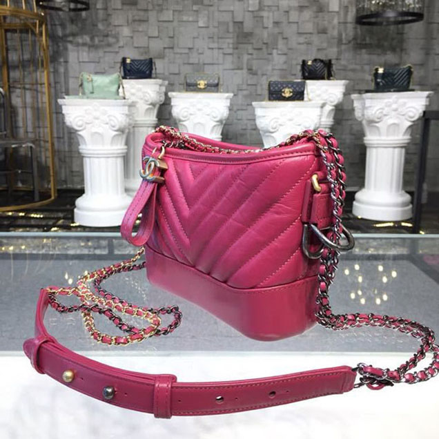 Chanel Gabrielle Chevron Hobo Bag Small 20cm Aged Calfskin Leather Spring Summer Act 2 2018 Collection Red Pink