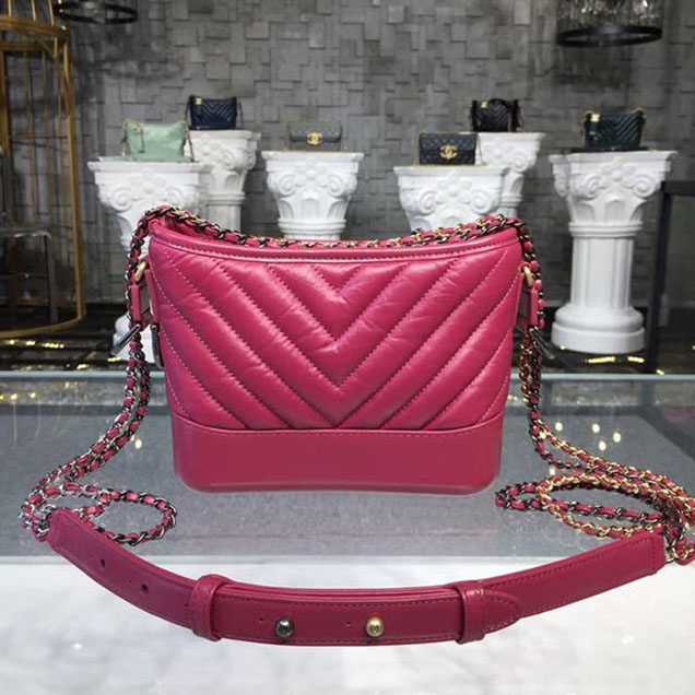 Chanel Gabrielle Chevron Hobo Bag Small 20cm Aged Calfskin Leather Spring Summer Act 2 2018 Collection Red Pink