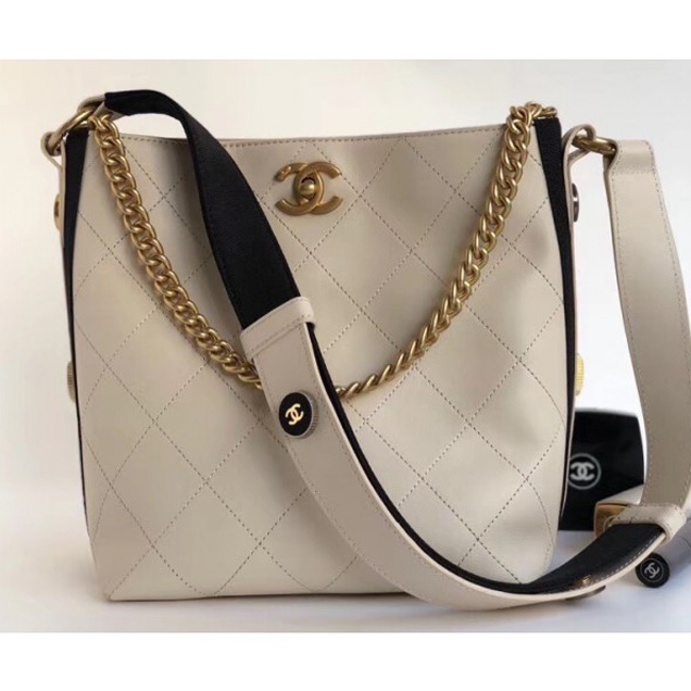Chanel Button Up Hobo Bag A57573/A57576 Creamy 2018