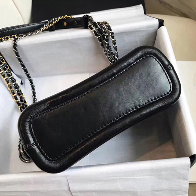 Chanel Aged Chevron Calfskin Gabrielle Small Hobo Bag A91810 Blue Black Pink 2018