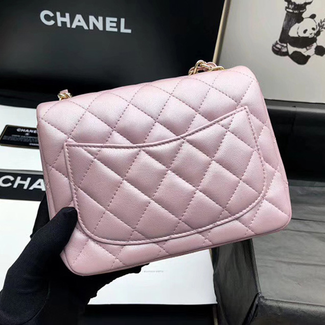 Chanel Mini Flap Bag A35200 Light Pink Lambskin Gold-Tone Metal