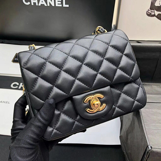 Chanel Mini Flap Bag A35200 Black Lambskin Gold-Tone Metal