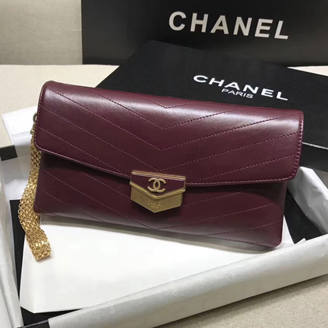 Chanel Clutch A57493 Burgundy Calfskin Gold Tone Metal