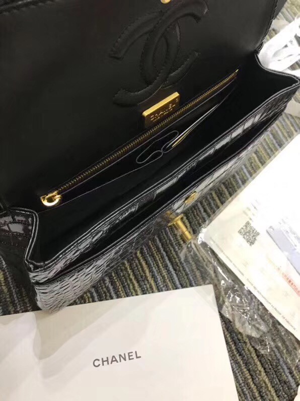 Chanel Classic Handbag Original Alligator & Gold-Tone Metal A01112 black 