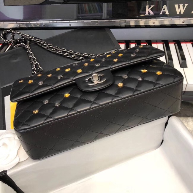 CHANEL Classic Handbag Lambskin Silver-Tone & Ruthenium-Finish Metal A01112 Black 
