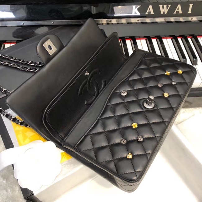 CHANEL Classic Handbag Lambskin Silver-Tone & Ruthenium-Finish Metal A01112 Black 