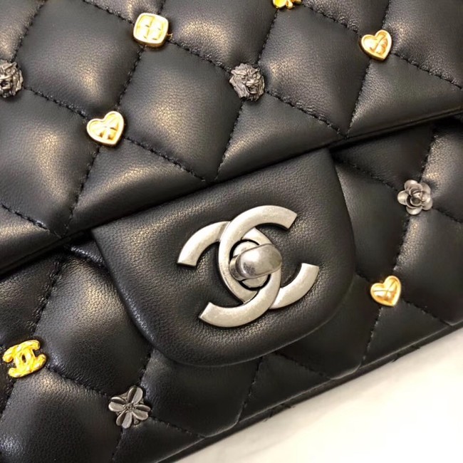 CHANEL Classic Handbag Lambskin Silver-Tone & Ruthenium-Finish Metal A01116 Black 